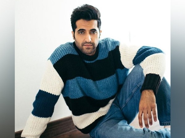 Actor Akshay Oberoi (Image source: Instagram)
