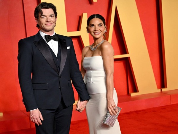 John Mulaney, Olivia Munn(Image source/X ) 