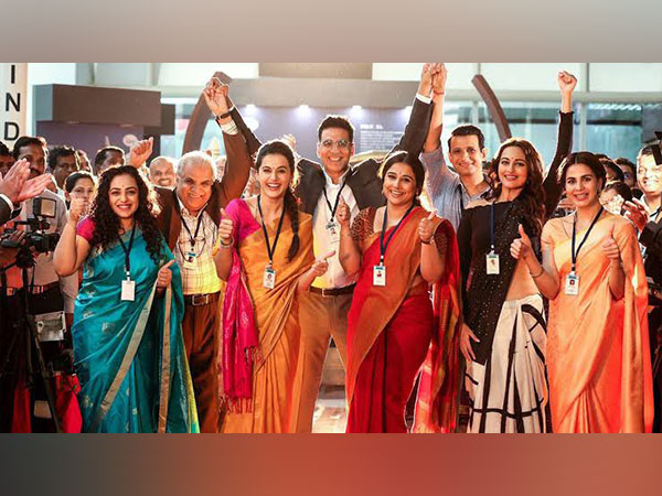 Mission Mangal poster (Image Source: Instagram)