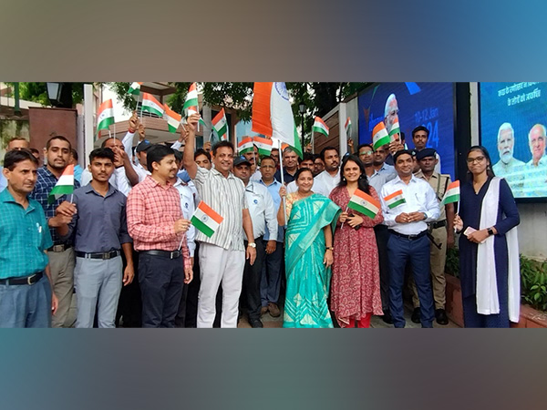 “Har Ghar Tiranga’ campaign Led by Union Minister Nimu Ben Bambhaniya”