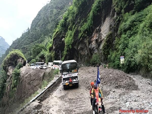 Badrinath National Highway near Gulabkoti (Photo/ @ X@chamolipolice)