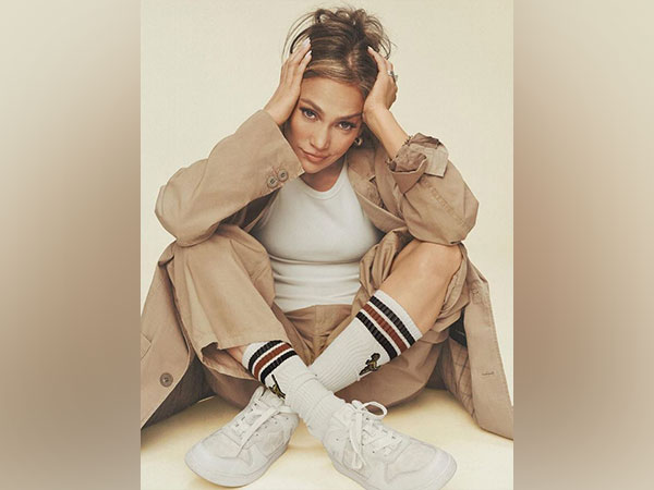 Jennifer Lopez (Image source: Instagram/@jlo)