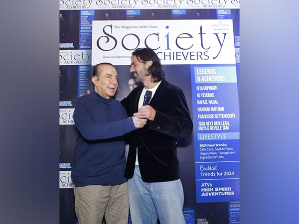 Arjun Rampal with Nari Hira (image source: instagram/rampal72)