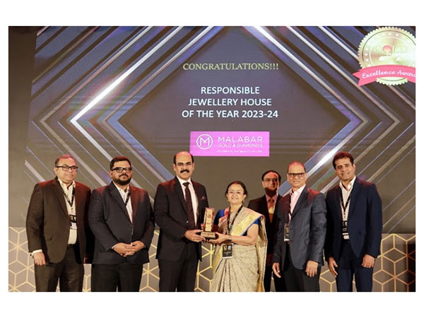 O. Asher, MD of Malabar Gold & Diamonds, received the India Gold Conference (IGC) Responsible Jewellery House Award 2023-24 from India Gold Policy Center Chairperson, Dr Sundaravalli Narayanswamy