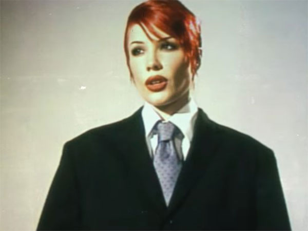 Halsey (Image source: Instagram/Halsey) 