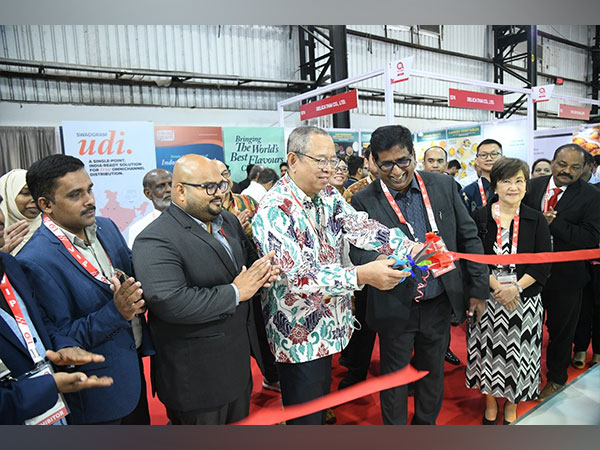 Mohammed Rameez, Basheer, Ajal Babu, Eddy Wardoyo (Indonesian Consulate), Ramachandran G, Anjaree Apichatmontree, and Ravichandran G at the Anuga Select India event, Mumbai.