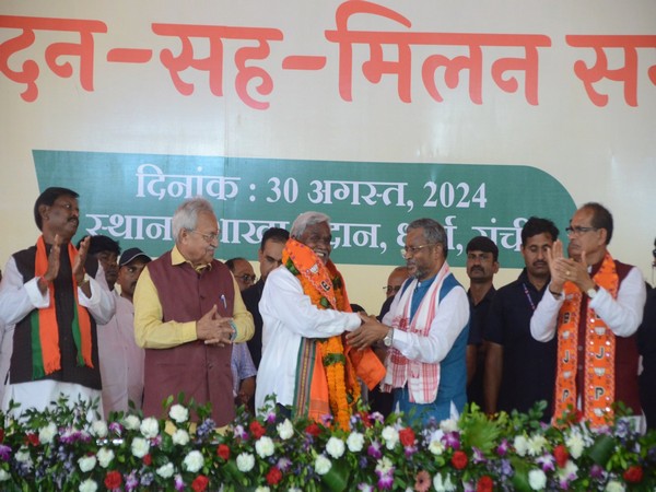 Former Jharkhand CM Champai Soren joins BJP. (Photo/ANI)