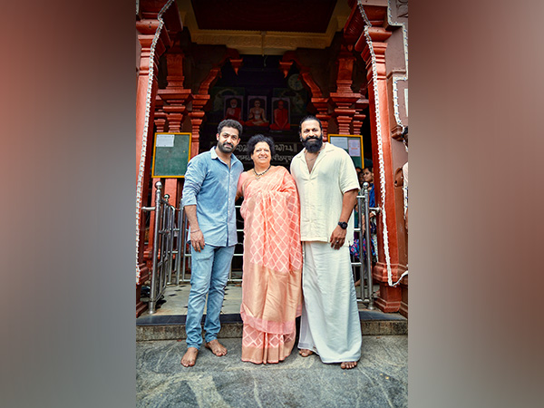 NTR Jr with his mother and Rishab Shetty (Image source: X account of NTR Jr)