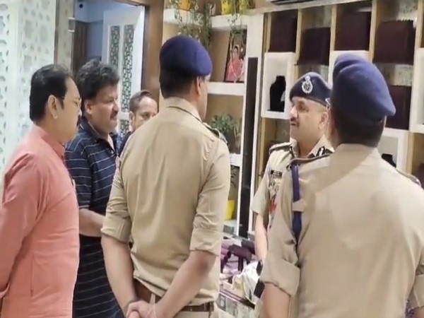DGP Abhinav Kumar at Shri Balaji Jwellers (Photo/ANI)
