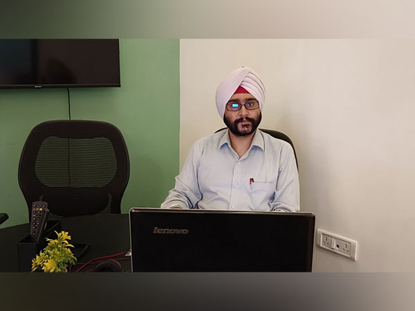 Gratitude to all the teachers from Author’s Desk