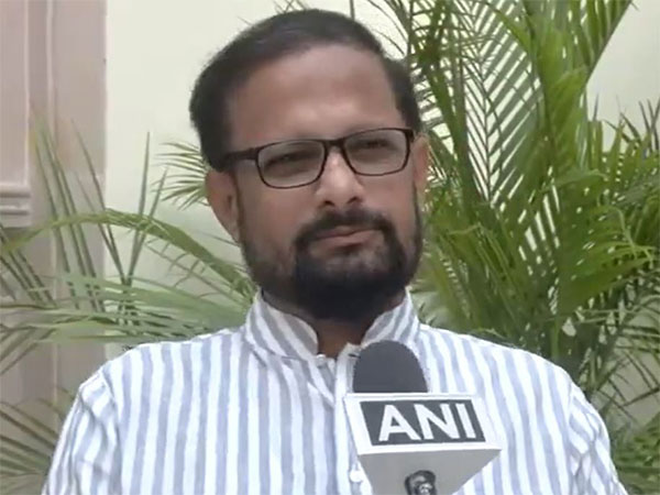 Shiv Sena leader Naresh Mhakse. (Photo/ANI)