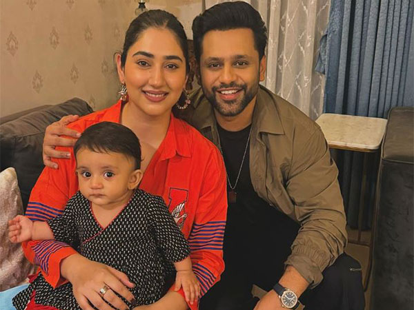 Rahul Vaidya, Disha Parmar (image source: instagram/rahulvaidyarkv)