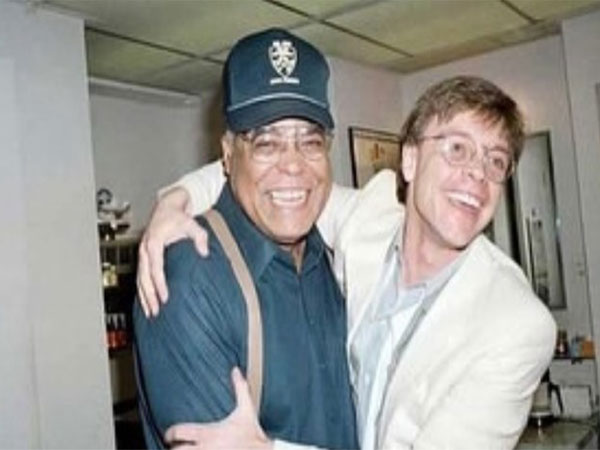 James Earl Jones, Mark Hamill (image source: instagram/markhamill)