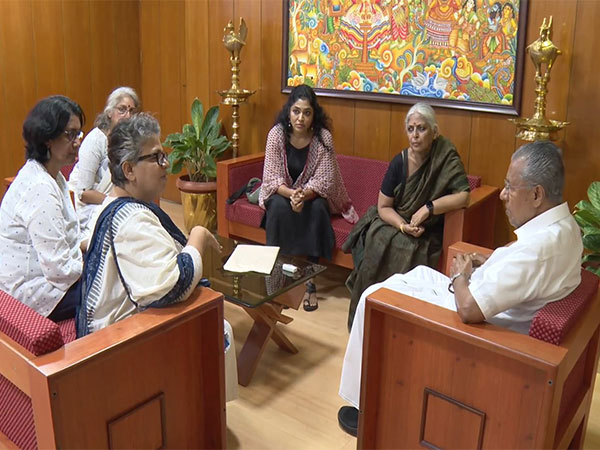 WCC members meet Kerala Chief Minister Pinarayi Vijayan (image source: CMO)