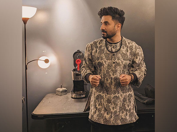Vir Das (image source: instagram/virdas)