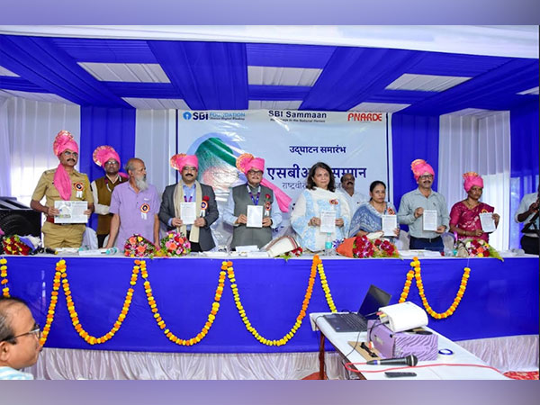 SBI Foundation launches ‘SBI Sammaan’ in Gagode Budruk, paying tribute to Vinoba Bhave with key developmental initiatives aimed at uplifting the local community