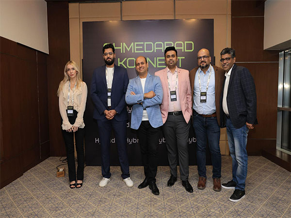 The event engaged Gujarat’s leading agencies and brands, showcasing AI-powered digital advertising solutions