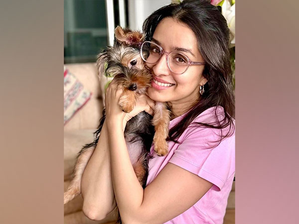 Actor Shraddha Kapoor and her pet (Image source: Shraddha's Instagram)