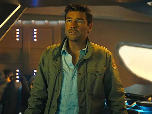 Kyle Chandler in Godzilla: King of the Monsters (Image source: YouTube/ Warner Bros. Pictures)