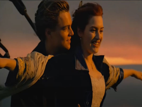 Leonardo DiCaprio, Kate Winslet in 'Titanic'(Image source: YouTube/@20thCenturyStudios) 