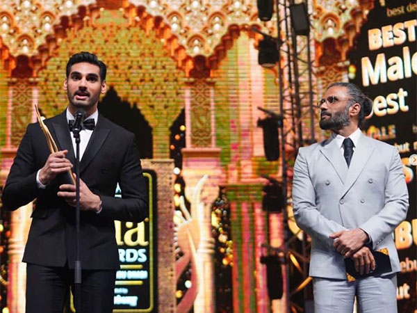 Actor Suniel Shetty and his son Ahan Shetty (Image source: Instagram @ahan.shetty)