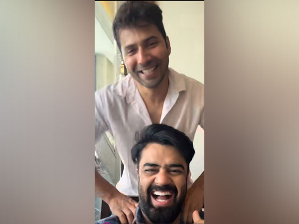 Actors Maniesh Paul and Varun Dhawan (Image source: Maniesh's Instagram)