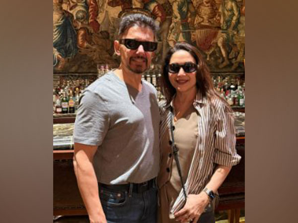 Madhuri Dixit, Shriram Nene (Image Source: Instagram@madhuridixitnene)