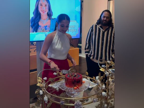 Radhika Merchant, Anant Ambani (Photo/instagram/orry)