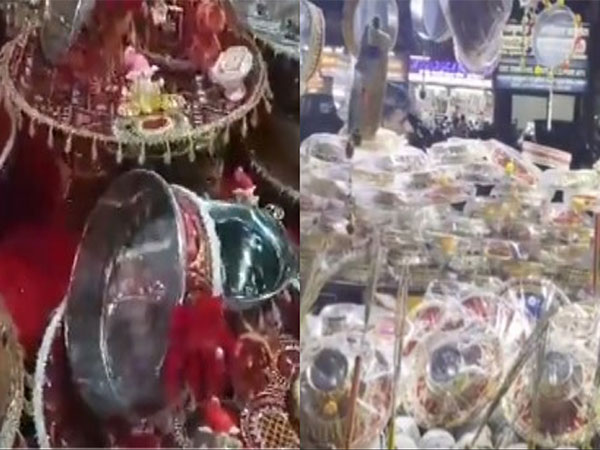 Karwa Chauth preparations in markets (Image source/ANI) 