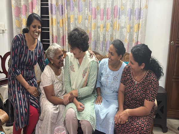 Priyanka Gandhi met a local family in Wayanad (Photo: Congress)
