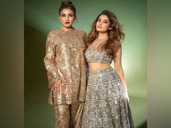 Actor Raveena Tandon and her daughter Rasha (Image source: Instagram @rashathadani)