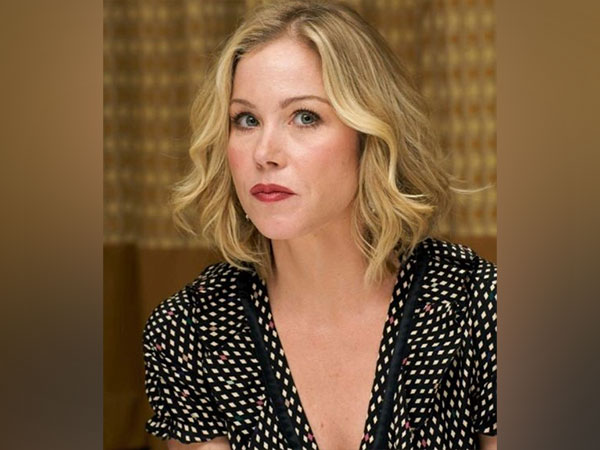 Christina Applegate (Image source :Instagram)