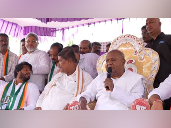 Former Prime Minister HD Deve Gowda (Pic/@hd_kumaraswamy