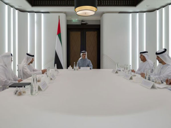 Mansour bin Zayed chairs the Financial Stability Council meeting (Photo/WAM)