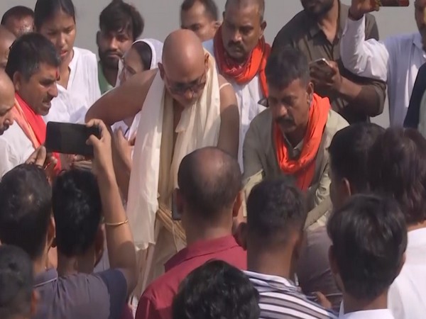 Sharda Sinha's last rites performed with full state honours (Image source/ANI)