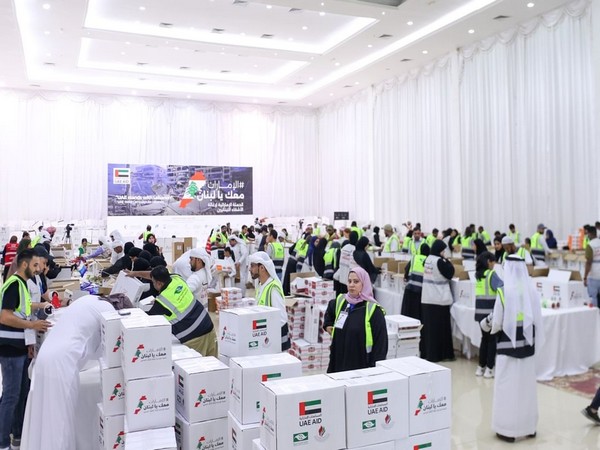  Fujairah Charity Association delivered 530 tonnes of food supplies to Lebanon (Photo/WAM)