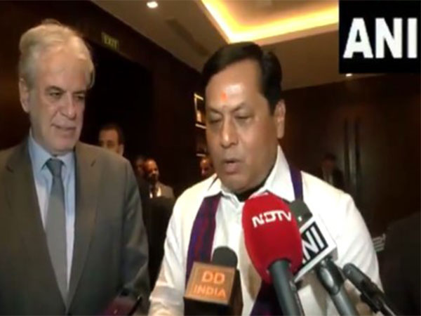 Union Minister Sarbananda Sonowal and his Greek counterpart Christos Stylianides (Photo/ANI)