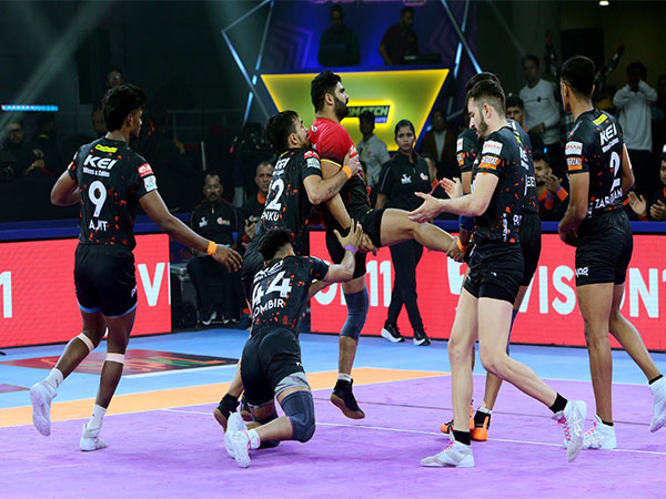 Players in action. (Picture: PKL)