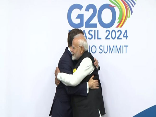 PM Modi with France President Emmanuel Macron (Photo/ANI)