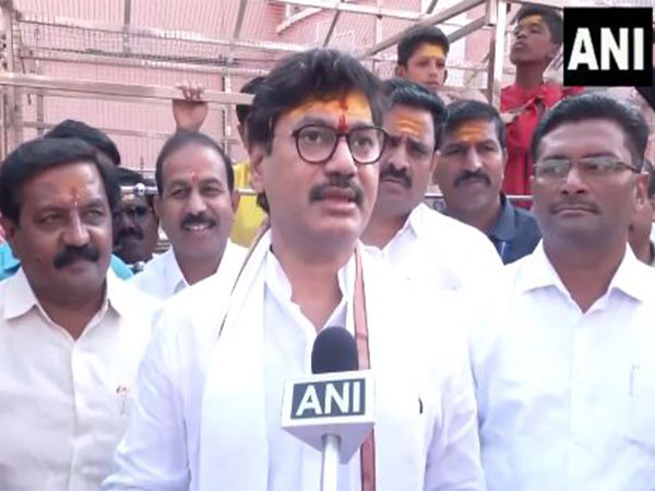 NCP candidate for the Parli constituency, Dhananjay Munde (Photo/ANI)