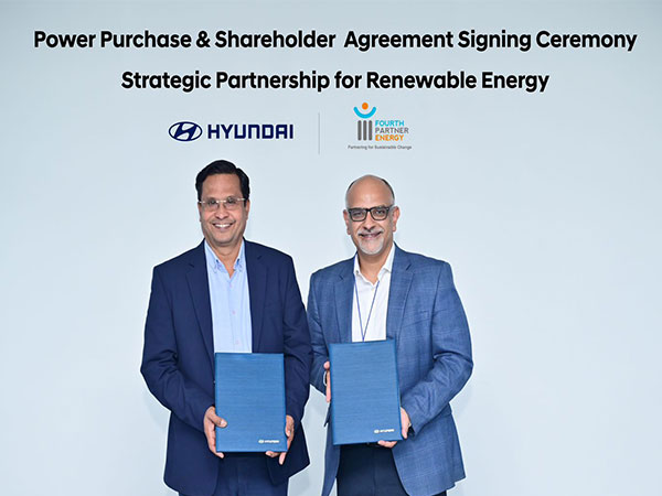 Gopalakrishnan Chathapuram Sivaramakrishnan, and Karan Chadha (Photo source: Hyundai)