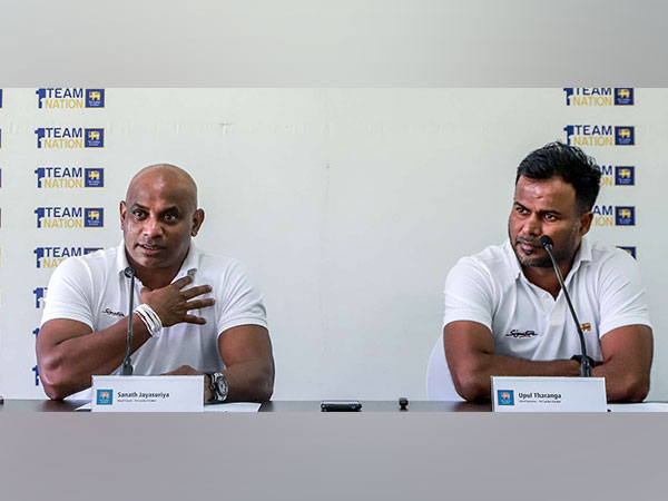 Sanath Jayasuriya (L). (Photo: ICC)
