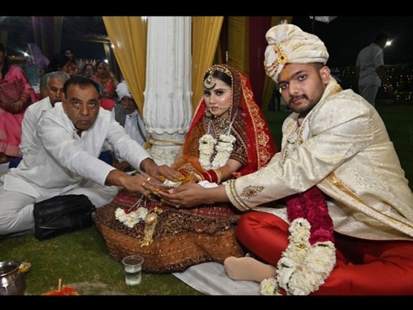 Harshita Brella with Pankaj Lamba (Photo/Brella family)