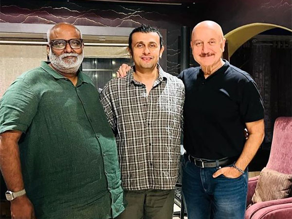 Actor Anupam Kher with musicians MM Keeravani and Sonu Nigam (Image source: Instagram @anupampkher)