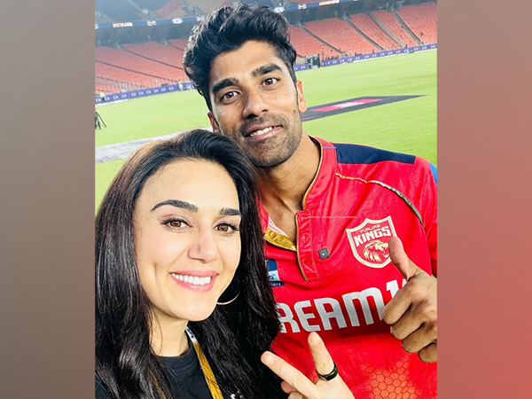Preity Zinta and Punjab Kings' batter Shashank Singh (Image source: Instagram)