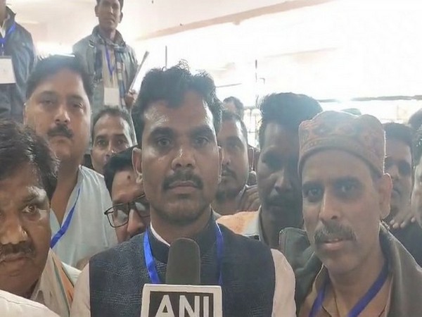  Congress Candidate Mukesh Malhotra (Photo/ANI) 