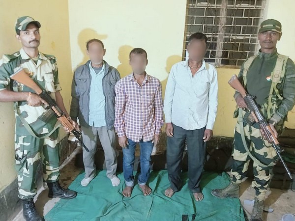 BSF apprehends four Bangladeshi national in Tripura (Photo/ANI)
