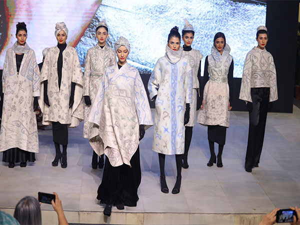 FDCI presents special showcase at the World Crafts Forum (Photo/FDCI)