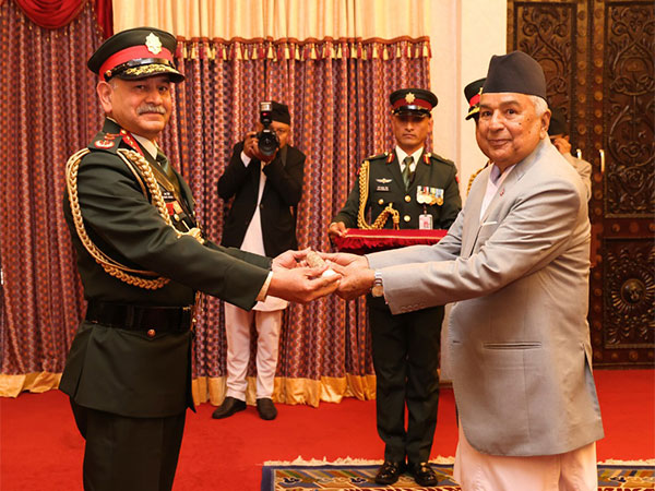 General Upendra Dwivedi, Chief of the Army Staff (COAS), Indian Army with President of Nepal, Ram Chandra Paudel (Image/Ministry of Defence)