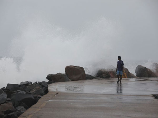 Tamil Nadu braces for Cyclone Fengal (Photo/ANI)